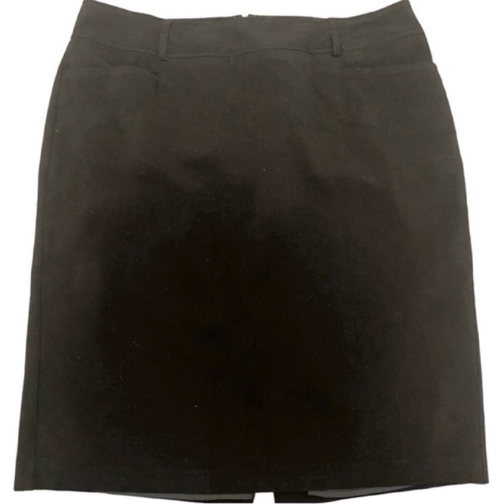 🌹 DRESS BARN Black Skirt - Size 14